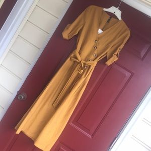 ⚠️FINAL SALE⚠️ Mustard long Zara dress✨